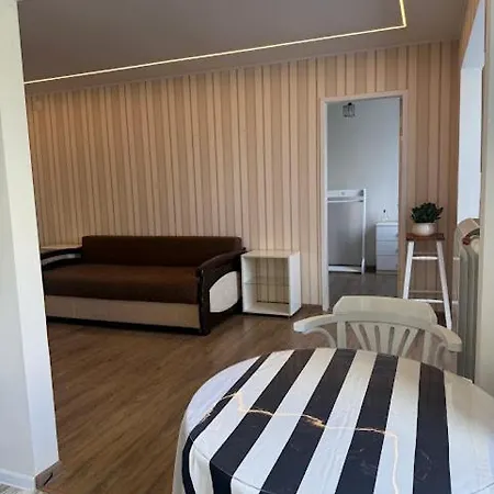 уютная на семинарской 11 Apartment *